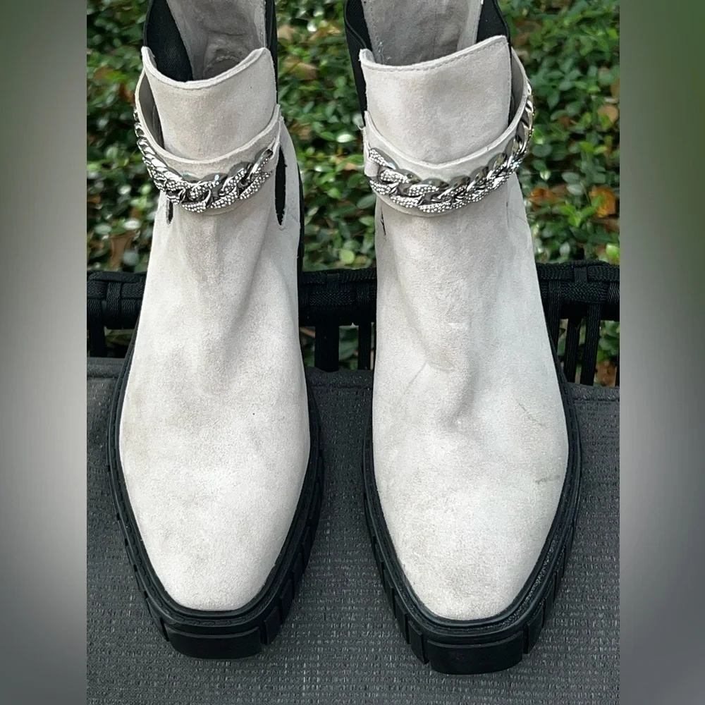 KARL LAGERFELD PARIS Riza Chain Platform Chelsea Boots